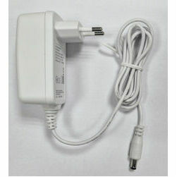 barosanas-bloks-18w-12vdc-1-5a-konektors-5-5-2-1-rozete-sprauzams-balts